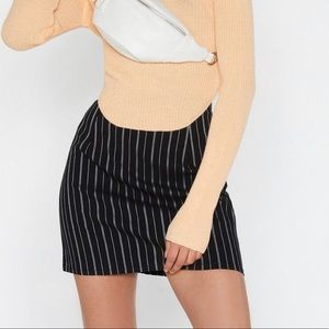 Forever 21 Women Black Lined Pinstripe Mini Skirt Zipper Back Size 28